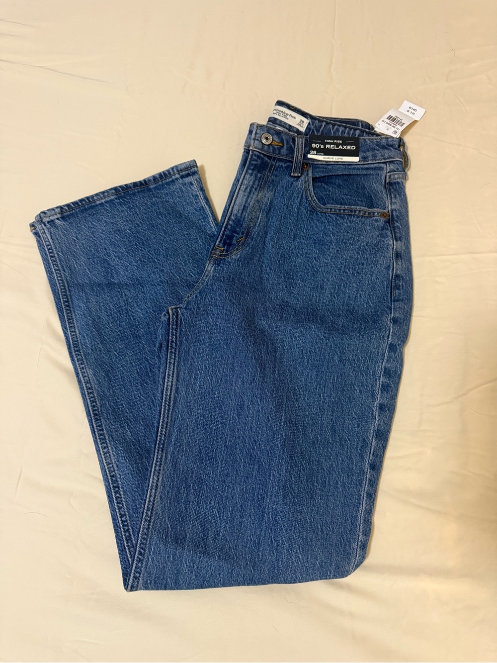 Abercrombie Curve Love 90's Relaxed Fit high rise women’s Jeans - Picture 6 of 14